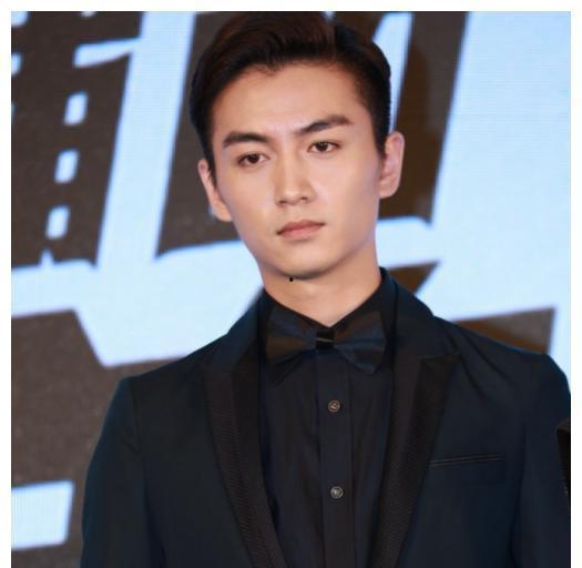 陈立农娱乐八卦吃瓜,揭秘明星背后的“吃瓜”故事